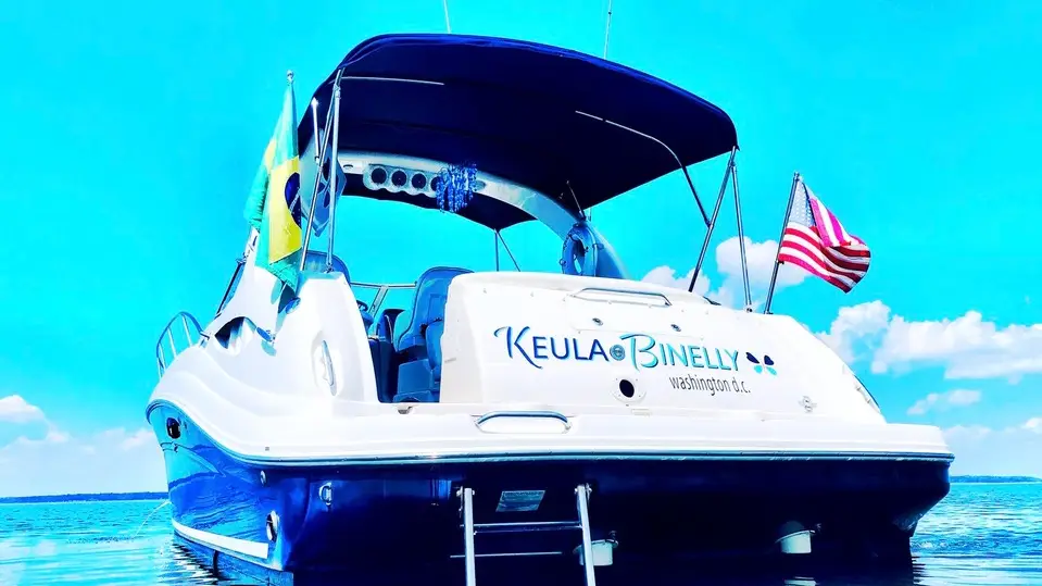 Rent this 37' Sea Ray on Anchor