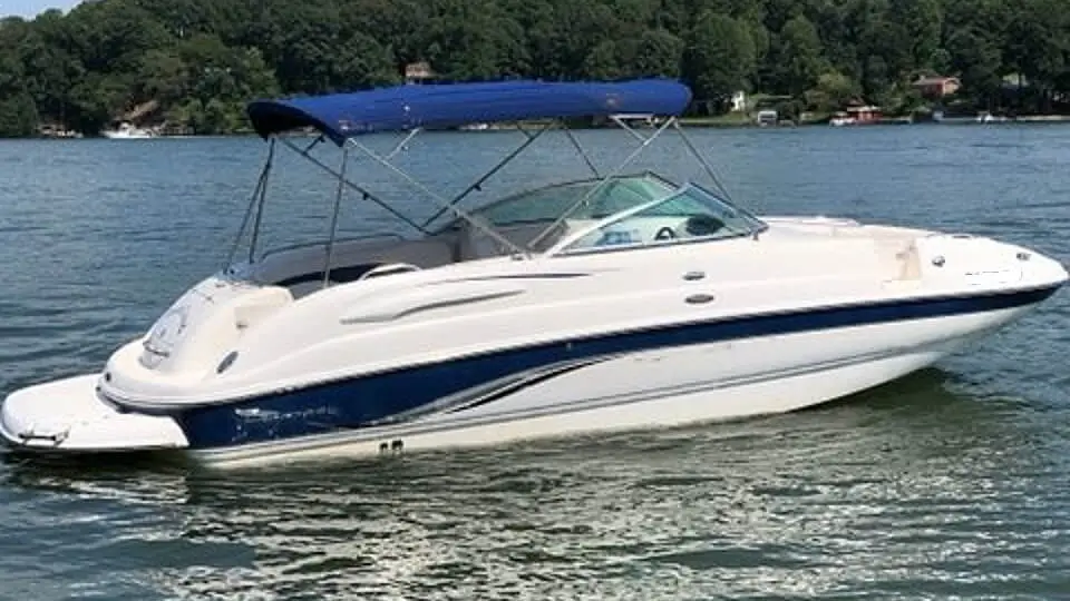 Rent this 23' Chaparral on Anchor