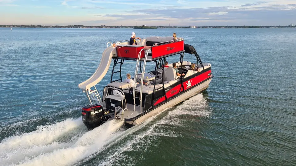 Rent this 27' Tahoe on Anchor