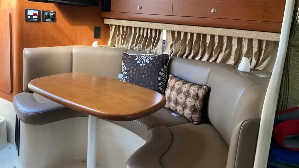 Rent this 30' Chaparral on Anchor