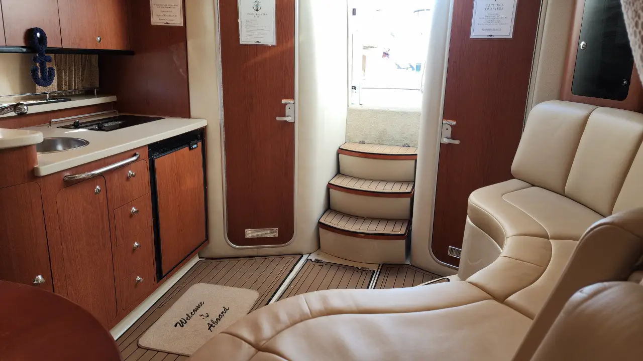 Rent this 38' Chaparral on Anchor