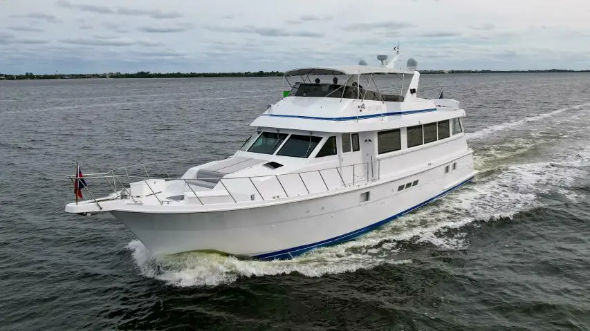 70' Hatteras